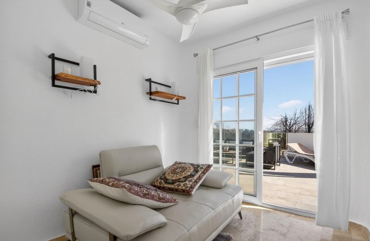 Resale - Villa - Orihuela Costa - Las Ramblas