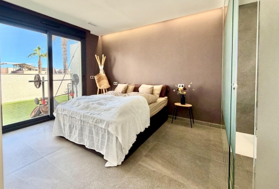 Reventa - Villa - San Miguel de Salinas - Bellavista