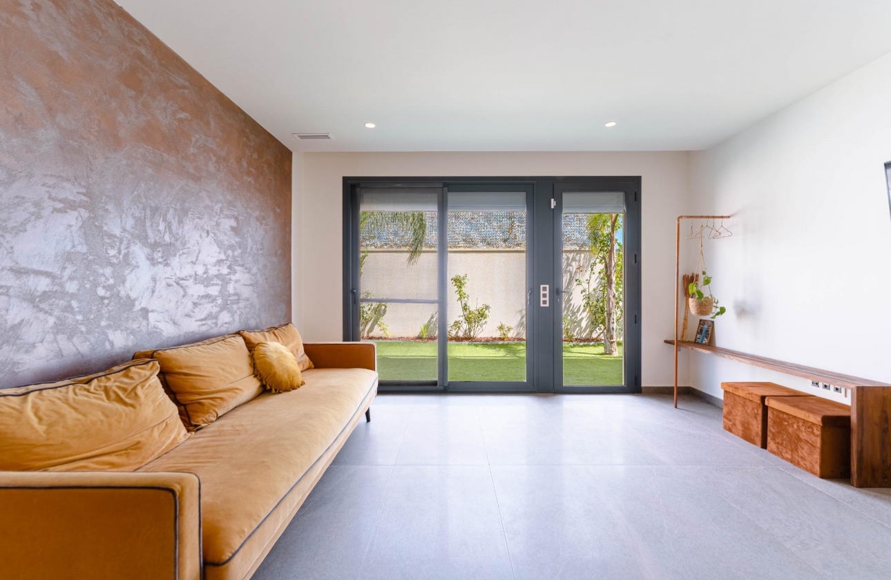 Reventa - Villa - San Miguel de Salinas - Bellavista