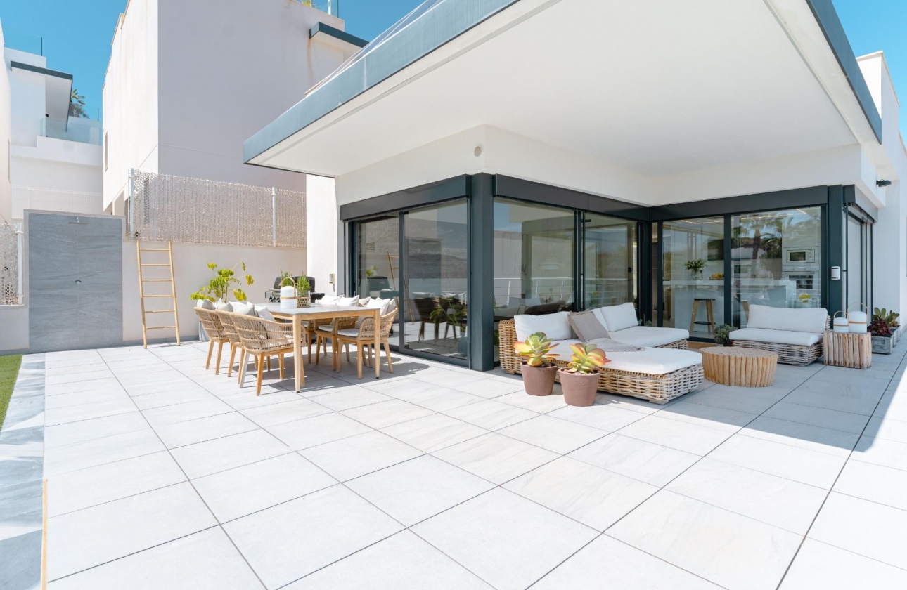 Reventa - Villa - San Miguel de Salinas - Bellavista