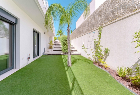 Reventa - Villa - San Miguel de Salinas - Bellavista