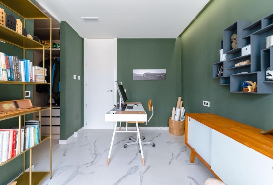 Reventa - Villa - San Miguel de Salinas - Bellavista