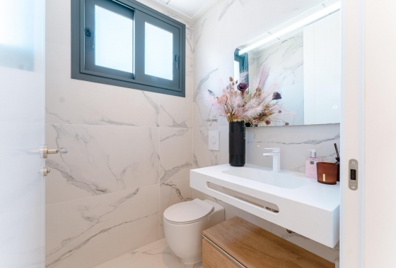 Reventa - Villa - San Miguel de Salinas - Bellavista