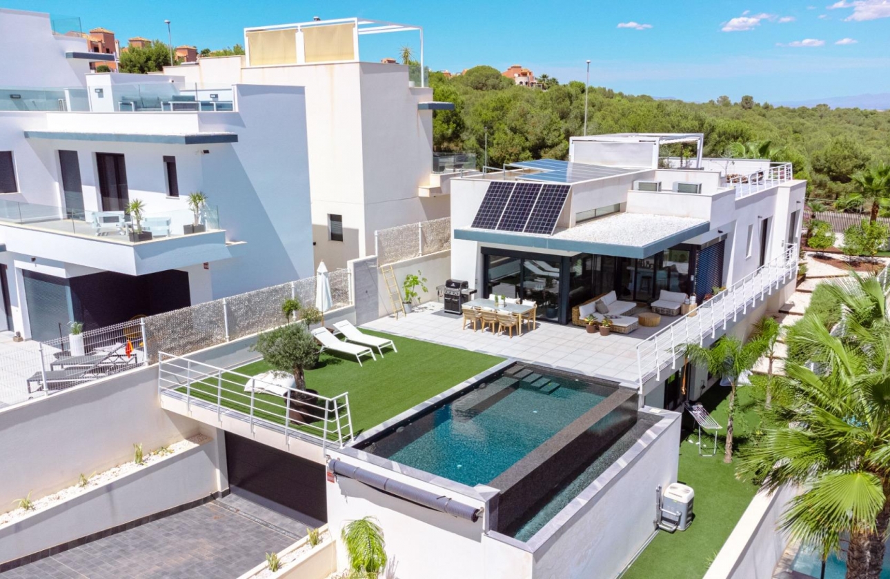 Reventa - Villa - San Miguel de Salinas - Bellavista