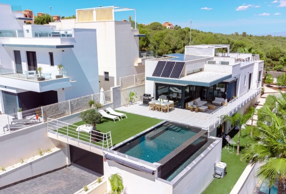 Reventa - Villa - San Miguel de Salinas - Bellavista