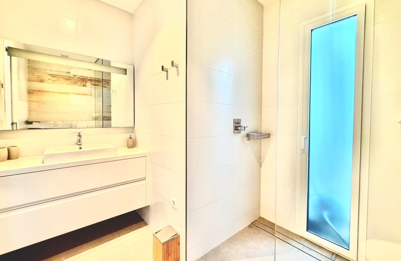 Resale - Apartment - Orihuela - Las Colinas Golf