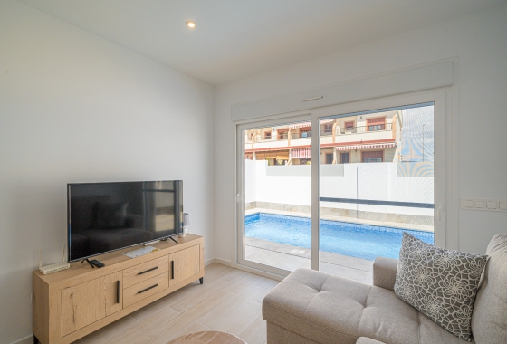 Resale - Villa - Avileses