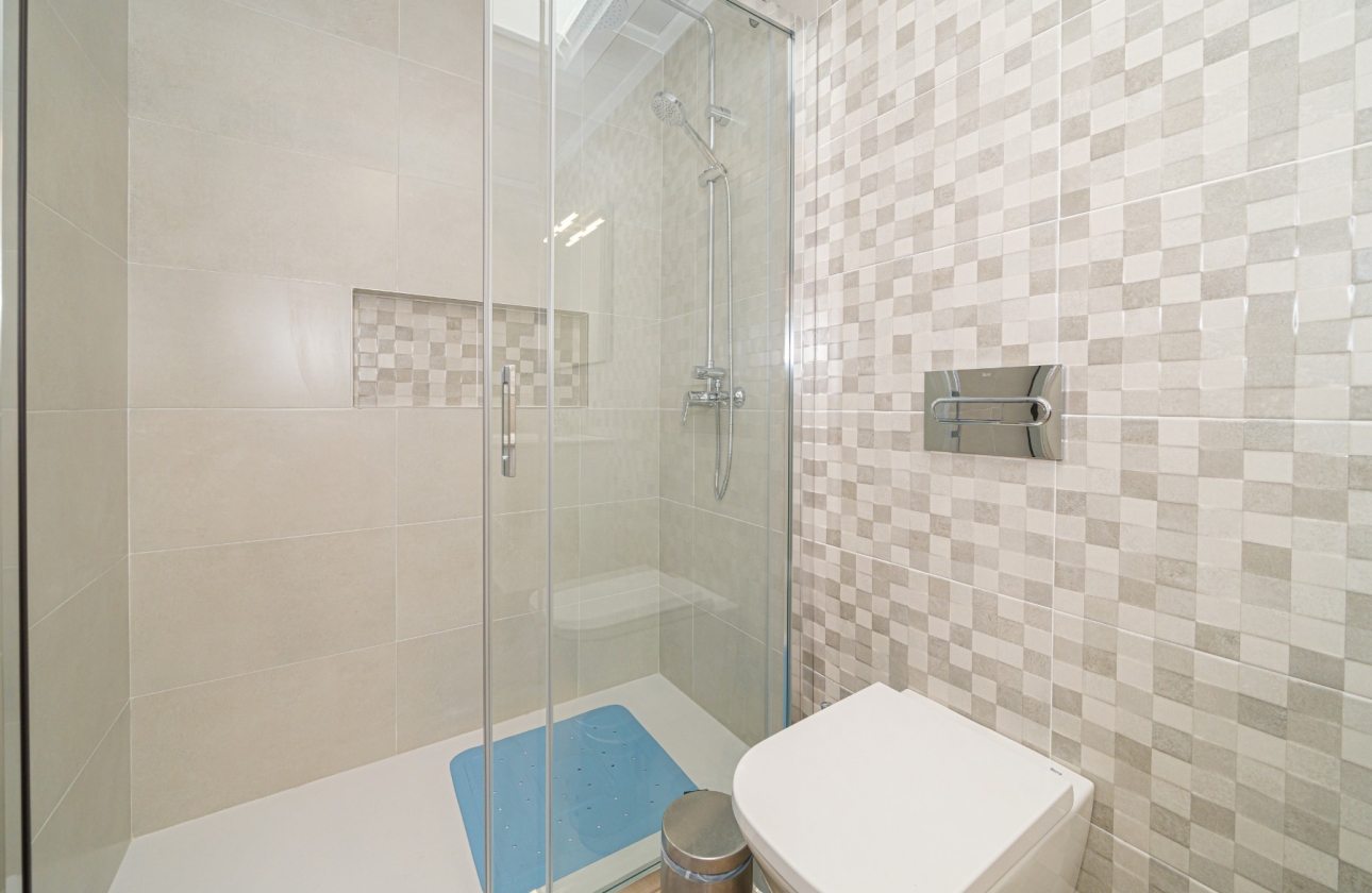 Resale - Villa - Avileses