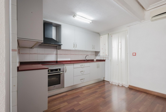 Resale - Apartment - Torrevieja - Playa del Acequión