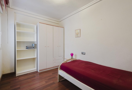 Resale - Apartment - Torrevieja - Playa del Acequión