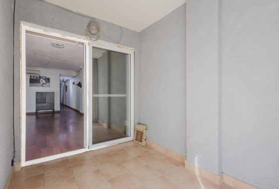 Resale - Apartment - Torrevieja - Playa del Acequión