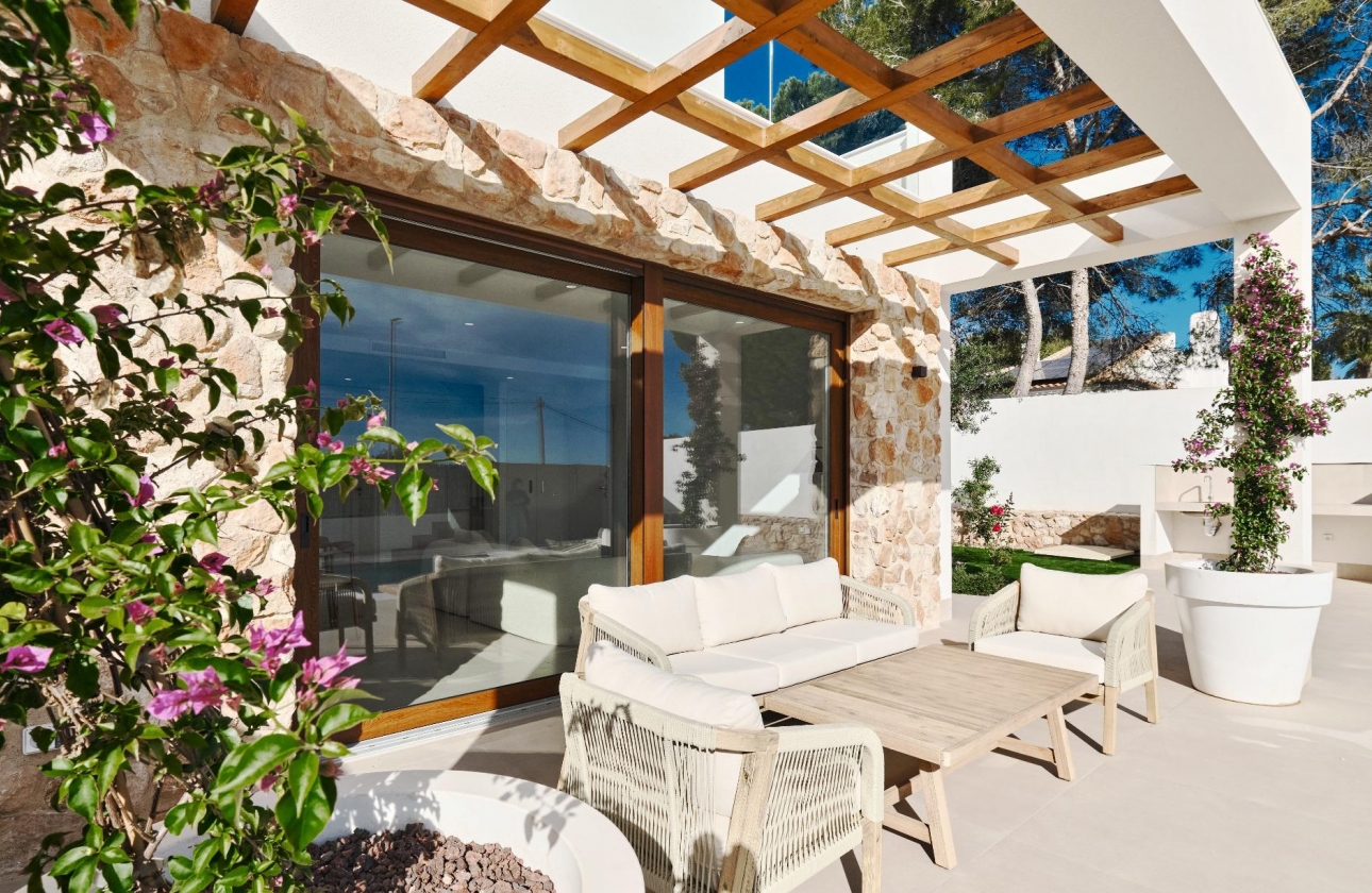 Resale - Villa - Orihuela Costa - Lomas de Don Juan