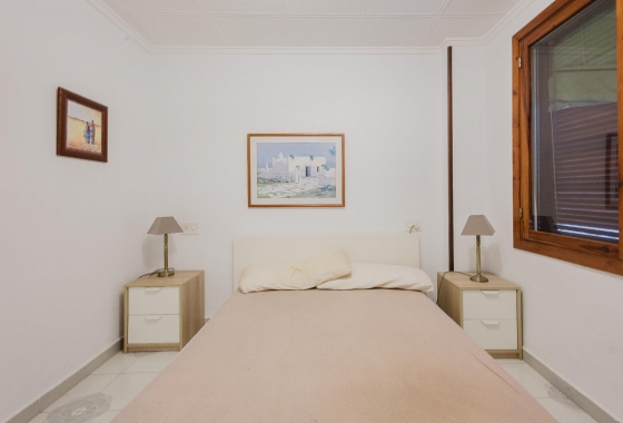 Resale - Apartment - Torrevieja - Playa del Acequión