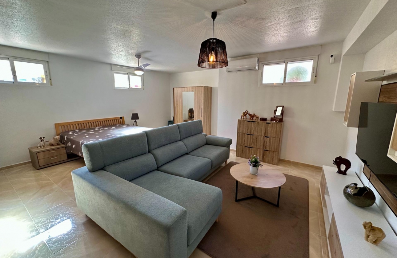 Resale - Semi - San Miguel de Salinas - Residencial los flamencos