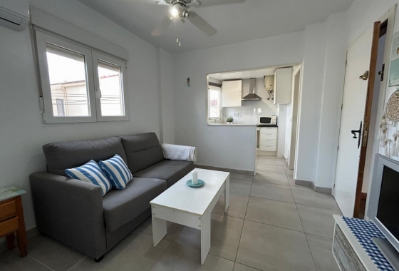 Resale - Apartment - Torrevieja - PLAYA NAUFRAGOS