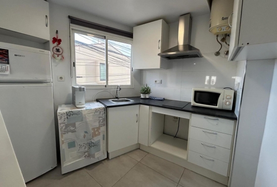 Resale - Apartment - Torrevieja - PLAYA NAUFRAGOS