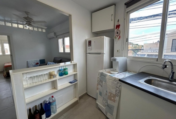 Resale - Apartment - Torrevieja - PLAYA NAUFRAGOS