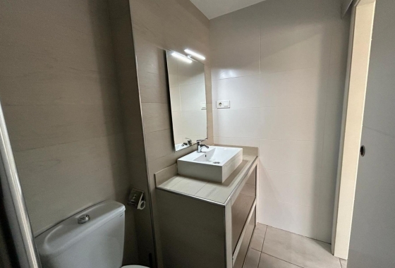 Resale - Apartment - Torrevieja - PLAYA NAUFRAGOS