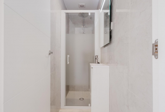 Resale - Apartment - Torrevieja - Playa del Acequión