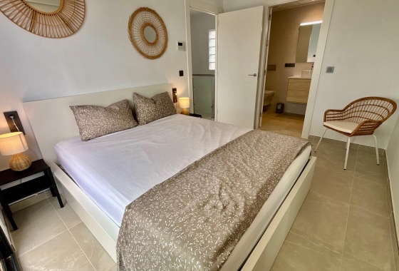 Resale - Villa - Benijofar - Pueblo 4