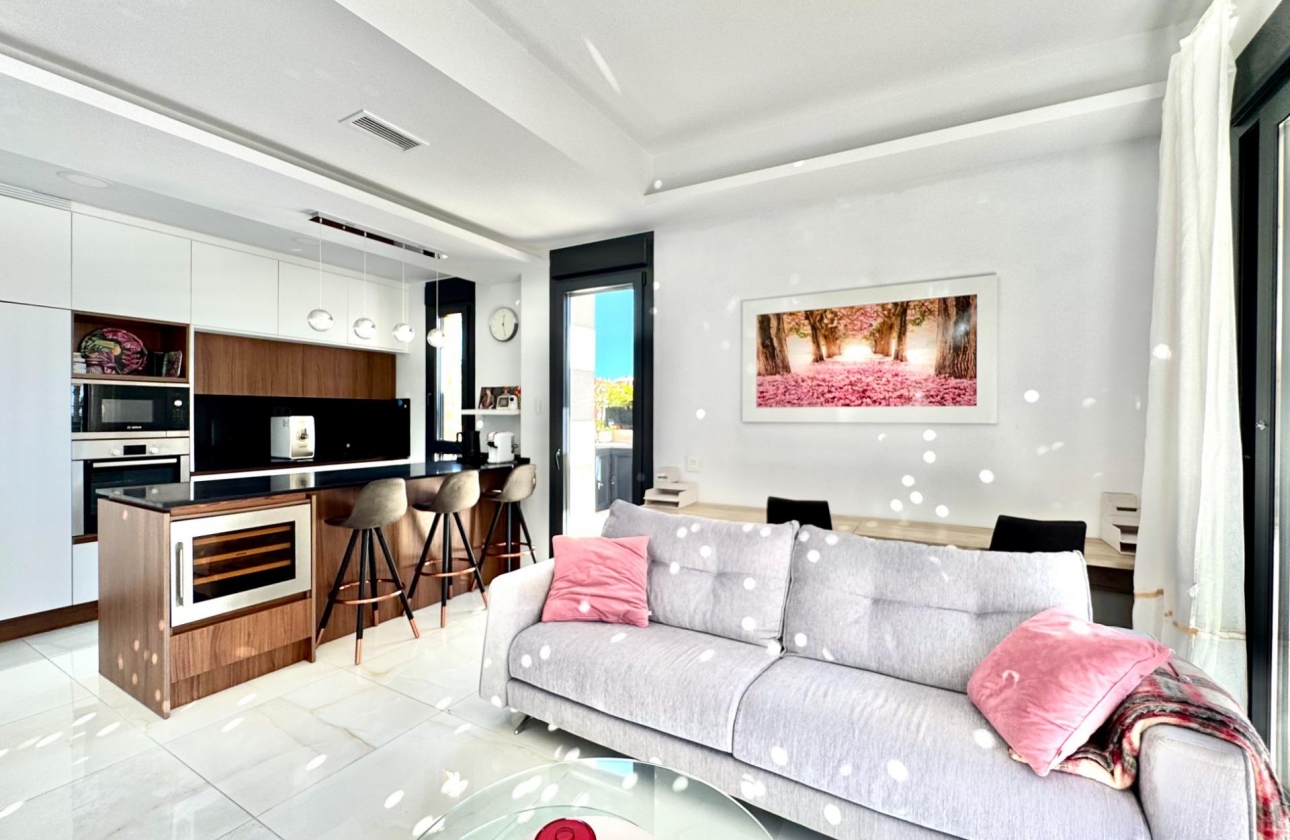Resale - Villa - Orihuela Costa - Lomas de Cabo Roig