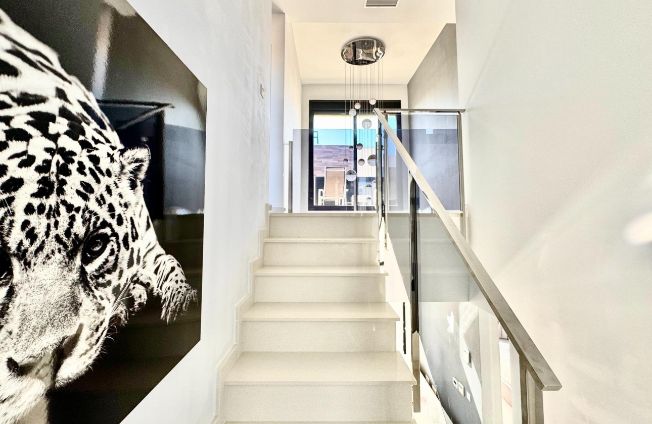 Resale - Villa - Orihuela Costa - Lomas de Cabo Roig