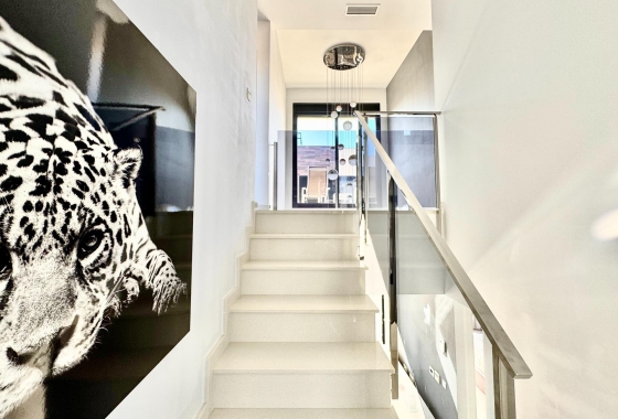 Resale - Villa - Orihuela Costa - Lomas de Cabo Roig