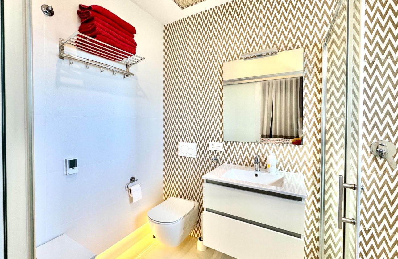 Resale - Villa - Orihuela Costa - Lomas de Cabo Roig