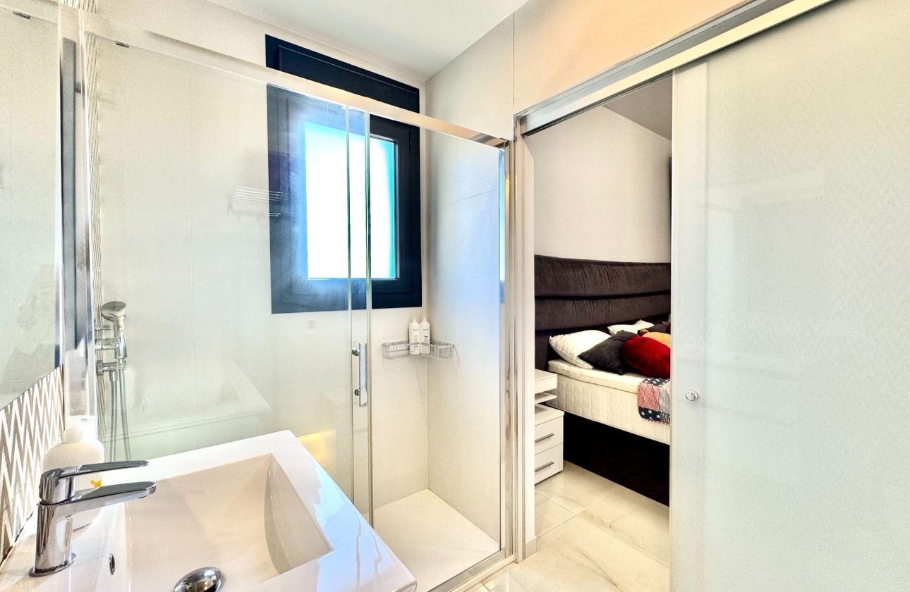 Resale - Villa - Orihuela Costa - Lomas de Cabo Roig