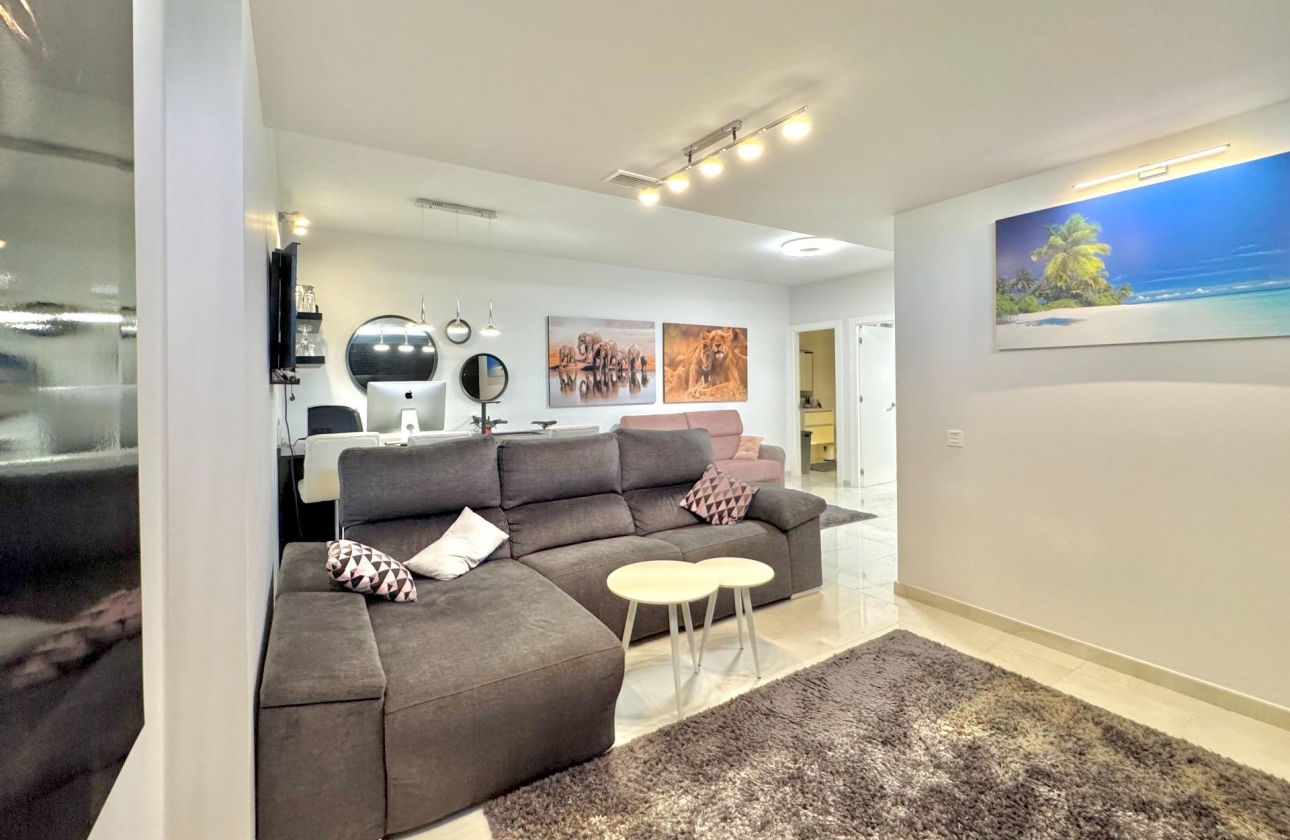 Resale - Villa - Orihuela Costa - Lomas de Cabo Roig