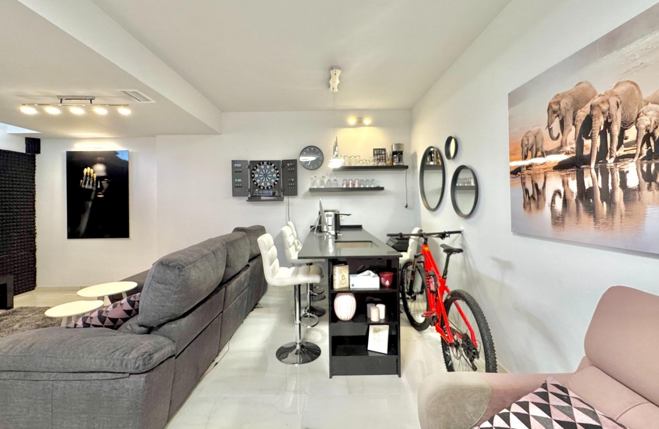 Resale - Villa - Orihuela Costa - Lomas de Cabo Roig