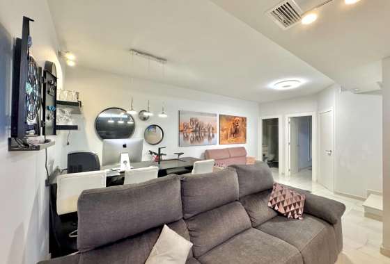 Resale - Villa - Orihuela Costa - Lomas de Cabo Roig