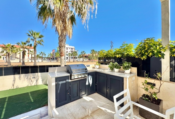 Resale - Villa - Orihuela Costa - Lomas de Cabo Roig