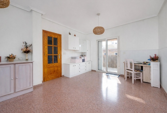Resale - Apartment - Torrevieja - Parque de Las Naciones
