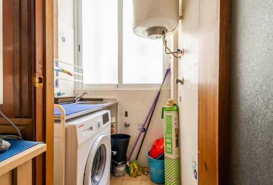 Resale - Apartment - Torrevieja - Playa de los Náufragos