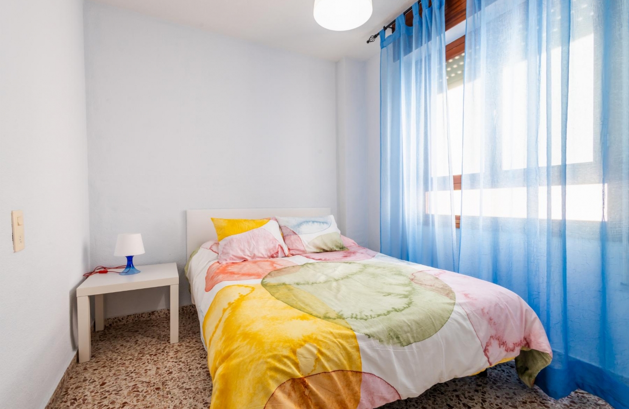 Resale - Apartment - Torrevieja - Playa de los Náufragos