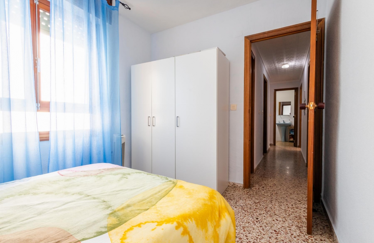 Resale - Apartment - Torrevieja - Playa de los Náufragos