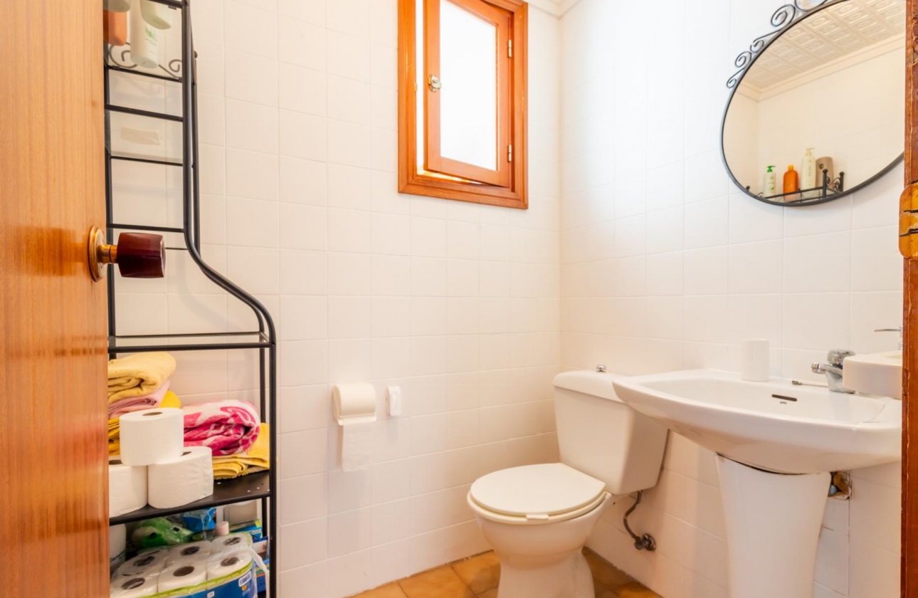 Resale - Apartment - Torrevieja - Playa de los Náufragos