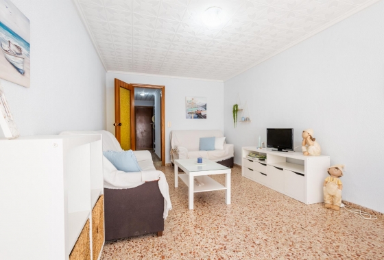 Resale - Apartment - Torrevieja - Playa de los Náufragos