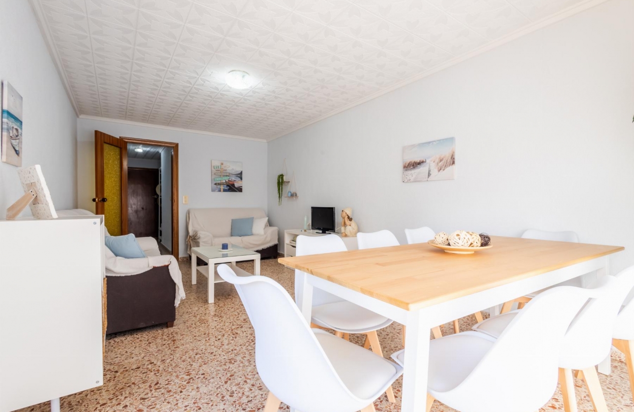 Resale - Apartment - Torrevieja - Playa de los Náufragos