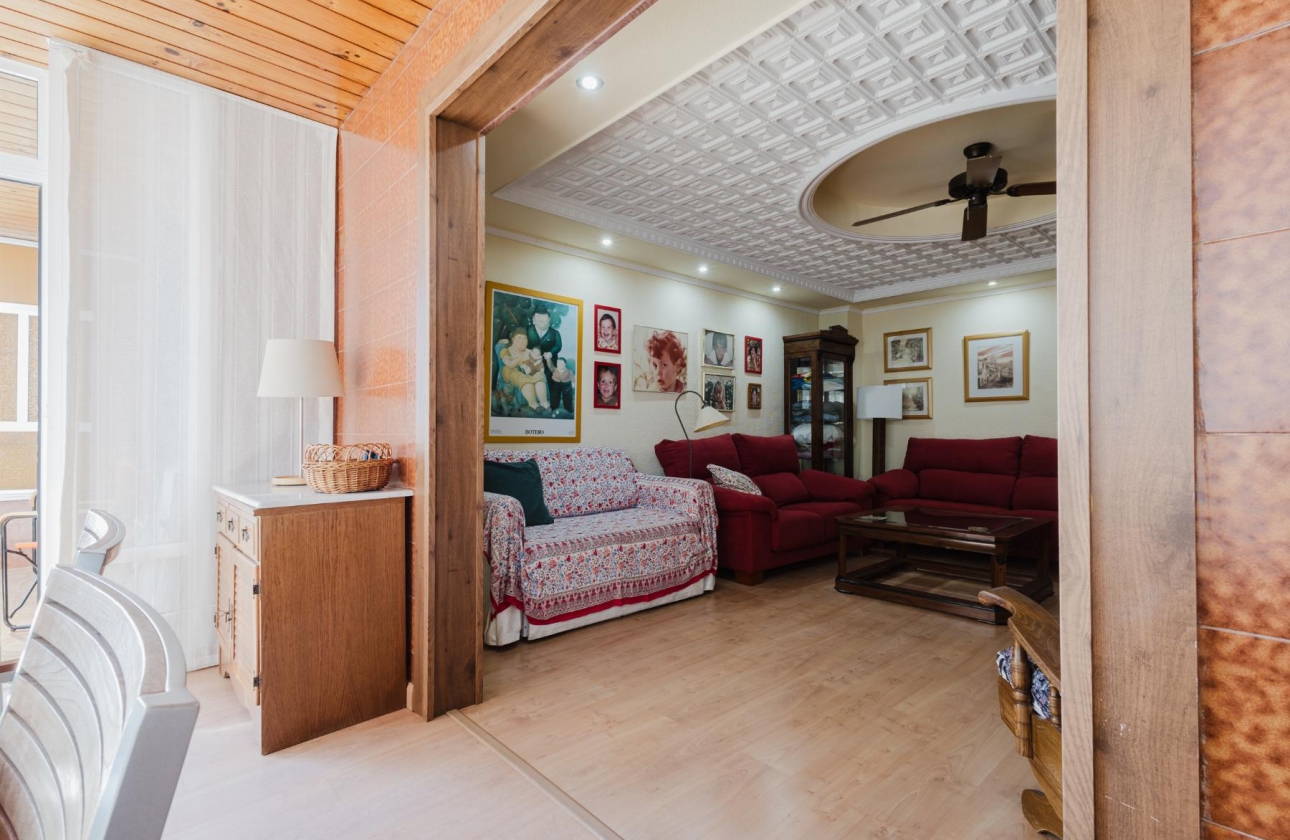 Wiederverkauf - Wohnung - Torrevieja - Playa del Acequión