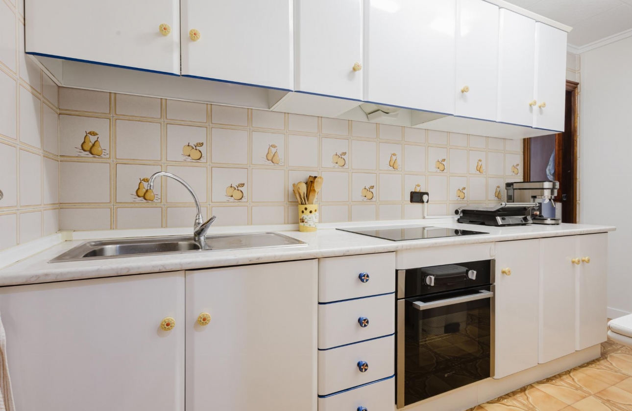 Wiederverkauf - Wohnung - Torrevieja - Playa del Acequión