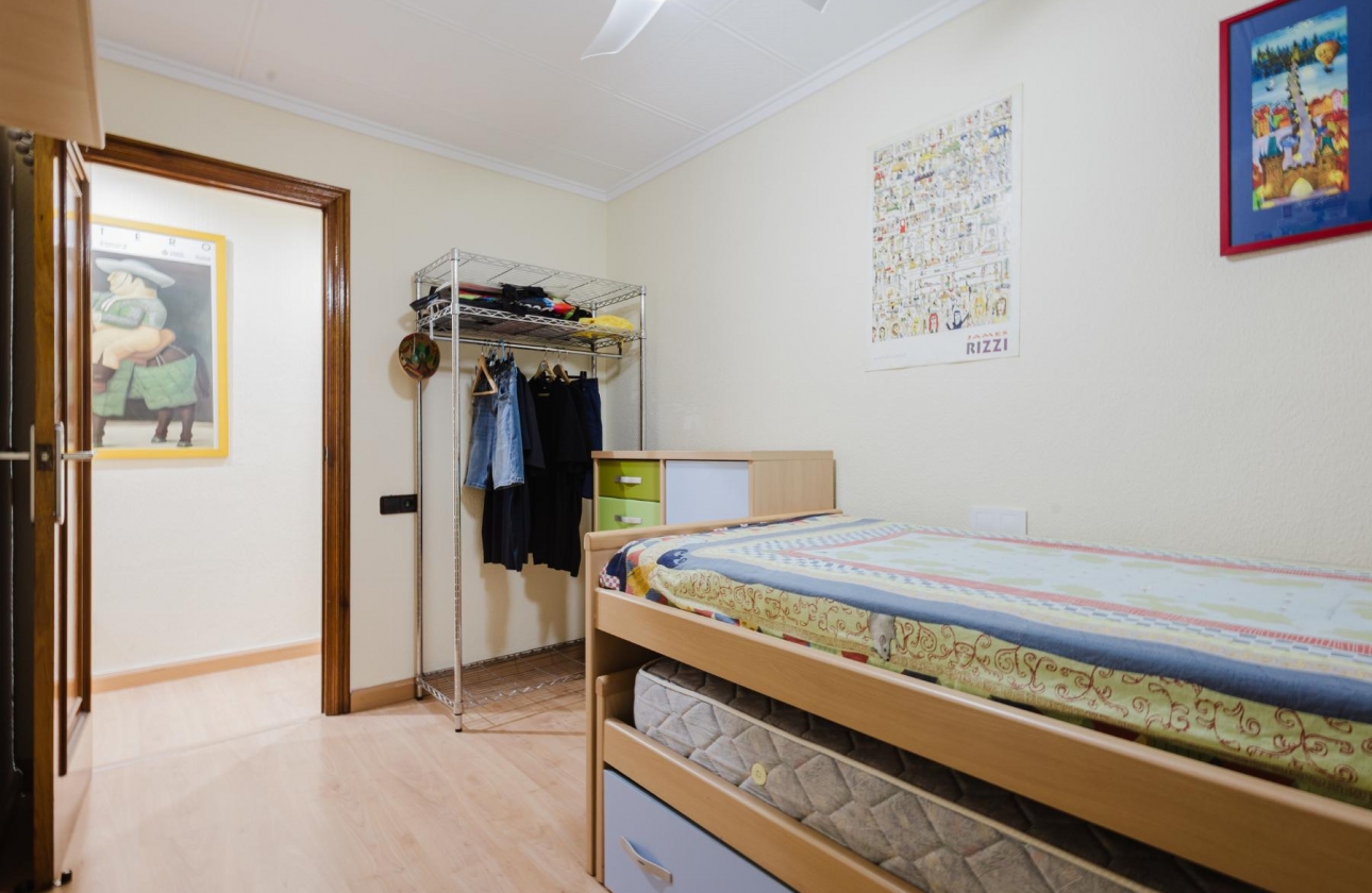 Wiederverkauf - Wohnung - Torrevieja - Playa del Acequión