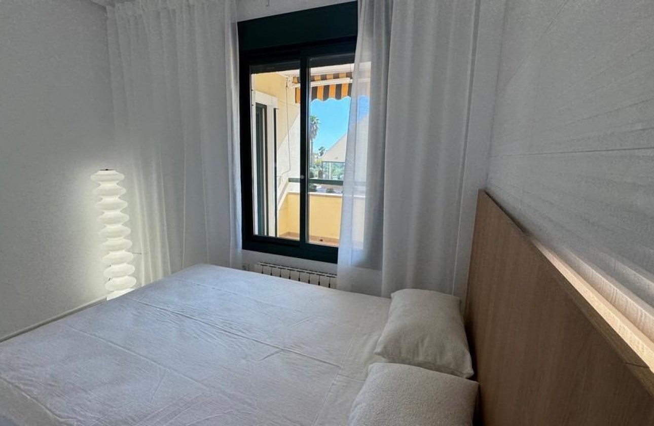 Reventa - Apartamento - Orihuela Costa - Las Filipinas