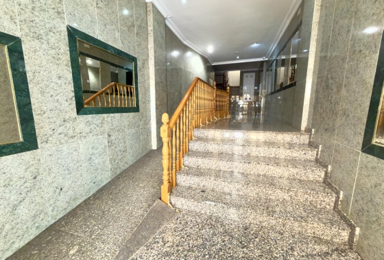 Wiederverkauf - Wohnung - Torrevieja - Parque de las Naciones