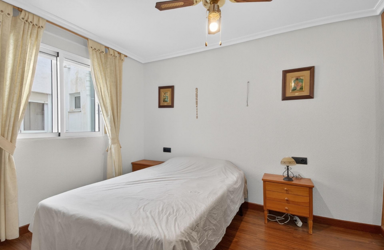 Resale - Apartment - Torrevieja - Parque de las Naciones