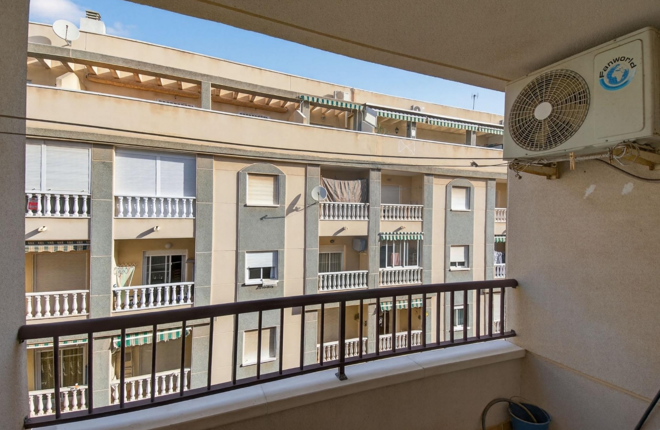 Resale - Apartment - Torrevieja - Parque de las Naciones
