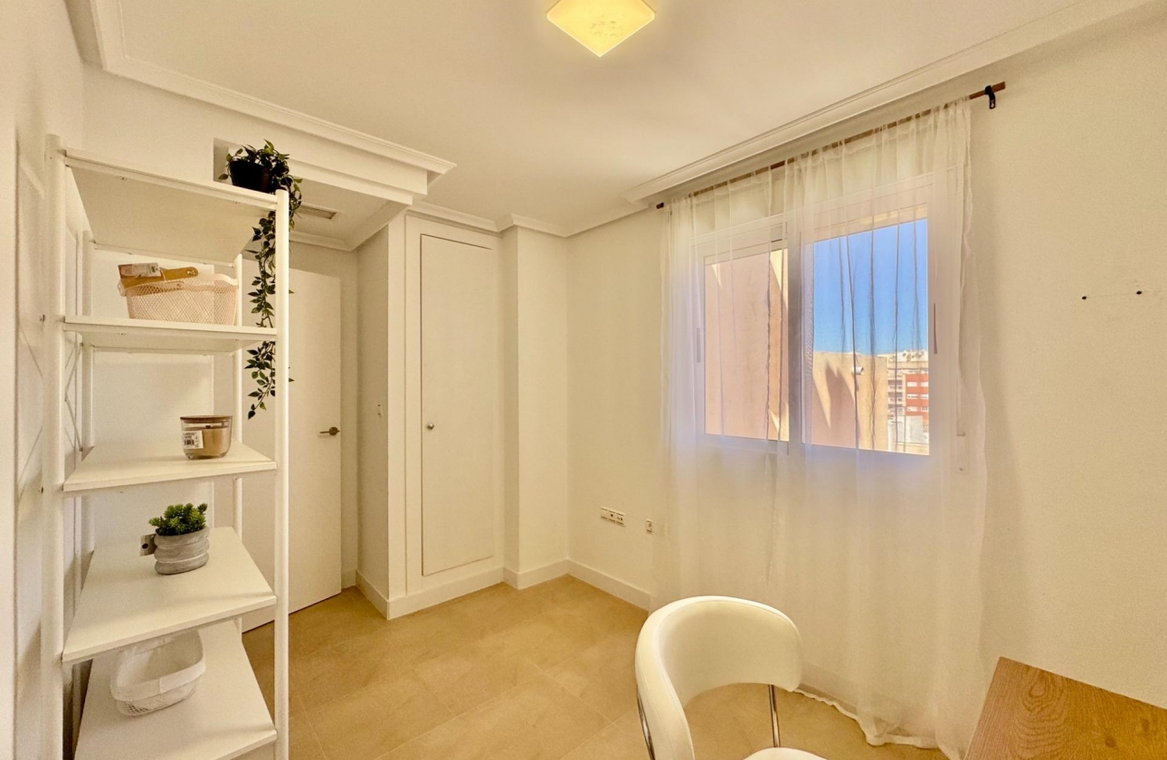 Revente - Appartement - Torrevieja - Parque de las Naciones