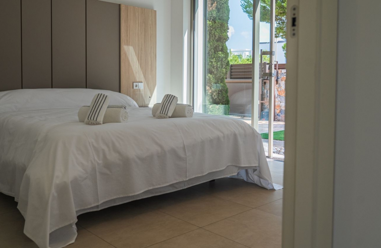 Resale - Villa - Orihuela - Las Colinas Golf