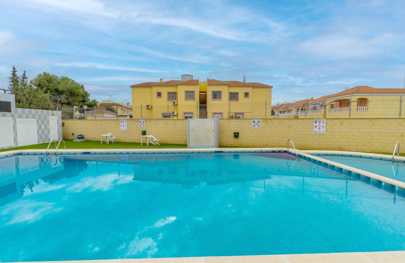 Resale - Apartment - Torrevieja - El chaparral
